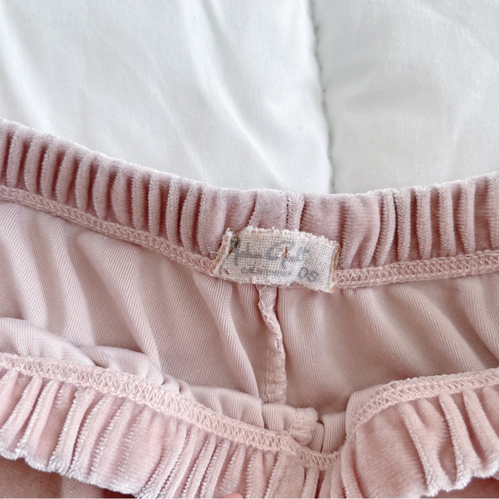 Brandy Melville Velvet Shorts - Pink - Picture 4 of 4